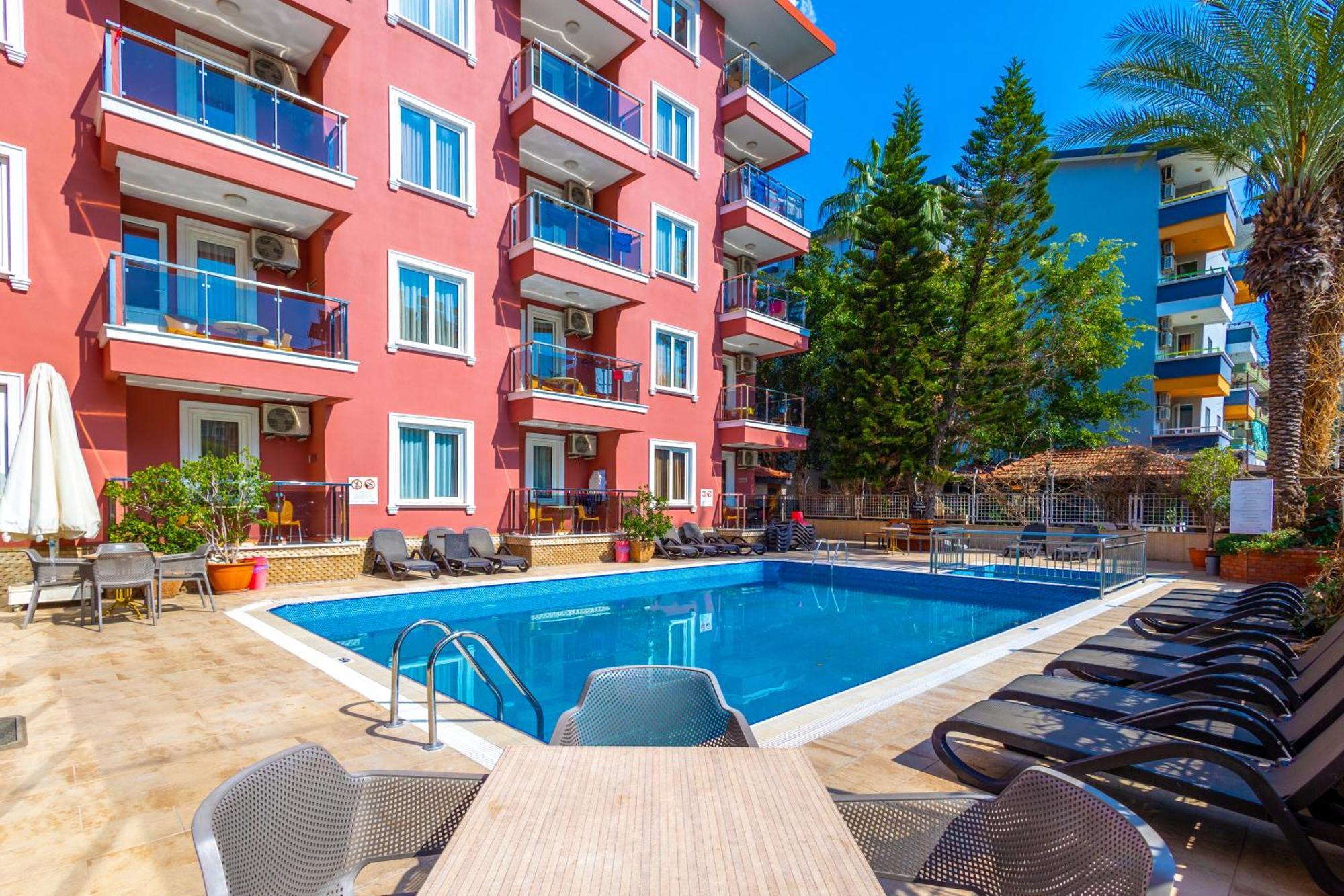 Hotel apartamentowy My 3*