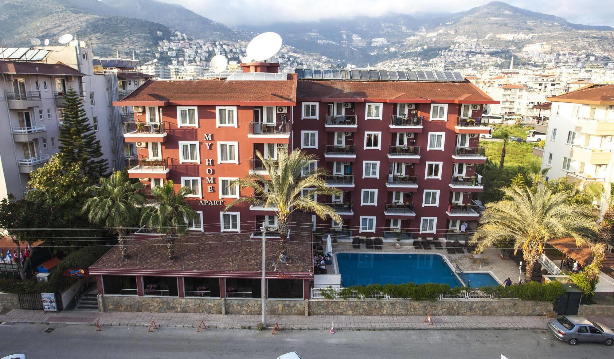 Hotel apartamentowy My 3*